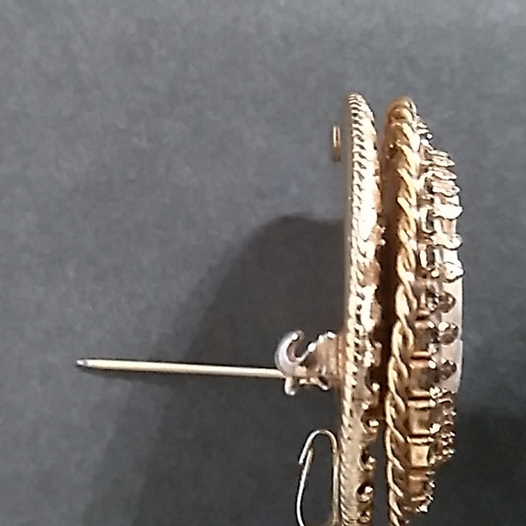 HOBE VINTAGE CAMEO SIGNED RHINESTONES BROOCH/NECKLACE - Picture 13 of 14